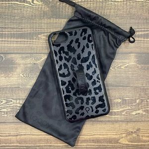 Loopy | Midnight Leopard case | iPhone SE (2ND GEN) / 8 / 7 / 6S / 6